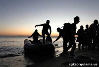 European Border Crossings Opened to Migrants