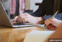 When Can Employers Monitor Workplace Emails and Messages?