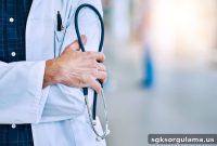 How Can Healthcare Workers Get a Free Public Transport Card?
